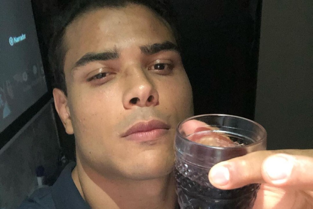 Paulo Costa poses with a glass of wine on social media. Photo: Instagram/@borrachinhamma