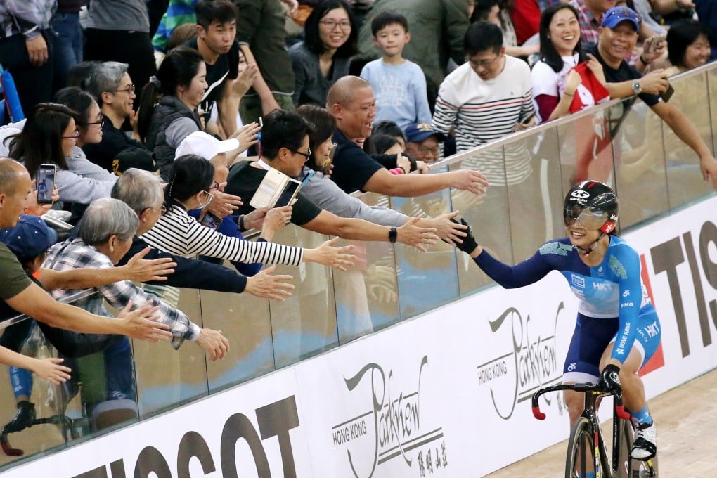 Sarah Lee greets home fans while competing in the 2019 World Cup series at the Hong Kong Velodrome in Tseung Kwan O. Photo: Felix Wong