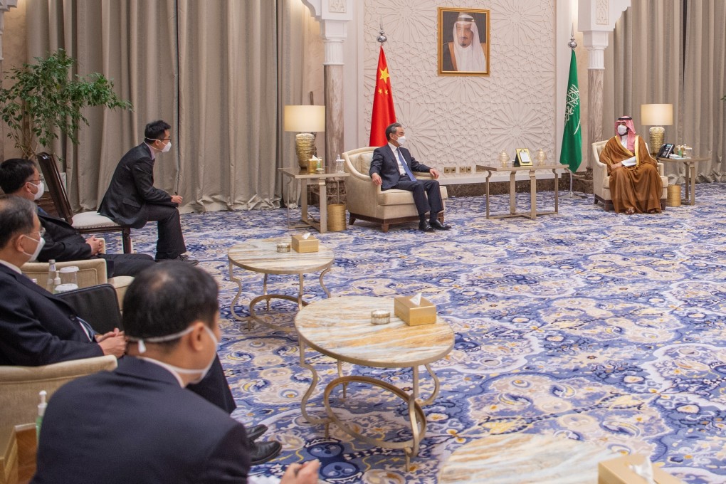 Saudi Crown Prince Mohammed bin Salman meets Chinese Foreign Minister Wang Yi in Riyadh, Saudi Arabia, on Wednesday. Photo Saudi Royal Court/Reuters