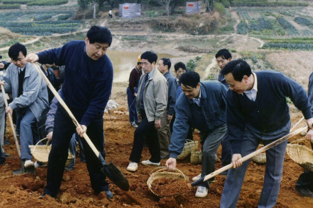 Xi Jinping reinforces a downstream levee of the Min river in Fujian province in 1995, when he was deputy party secretary of Fujian. Before taking power in 2012, Xi had worked his way up through the Communist Party and served in four provinces. Photo: Xinhua