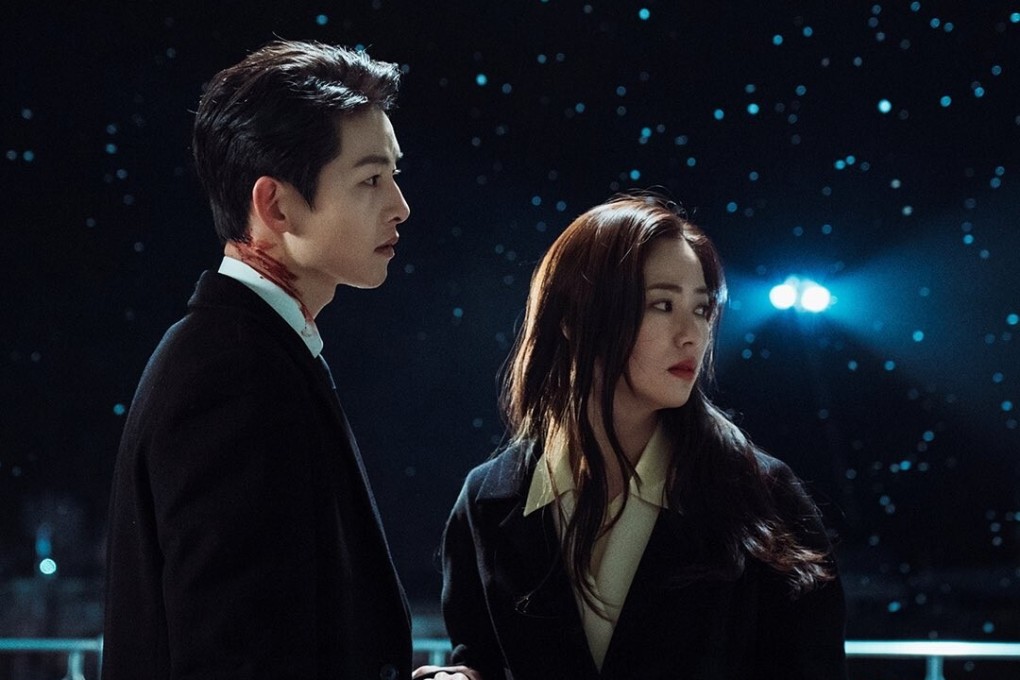Jeon Yeo-bin (right) and Song Joong-ki in a still from Vincenzo. In the biggest role of her short film and drama career to date, the actress plays feisty attorney Hong Cha-young in the gangster comedy series on Netflix.
