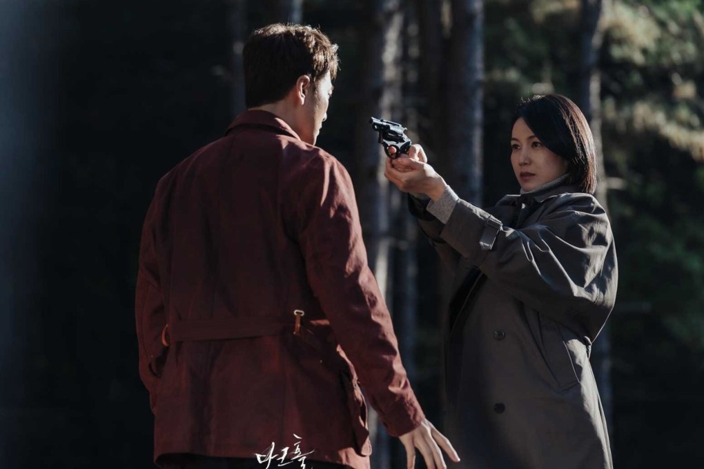 Lee Joon-hyuk (left) and Kim Ok-vin in a scene from Dark Hole, a new 12-episode horror K-drama that has its own breed of zombie-like creatures.