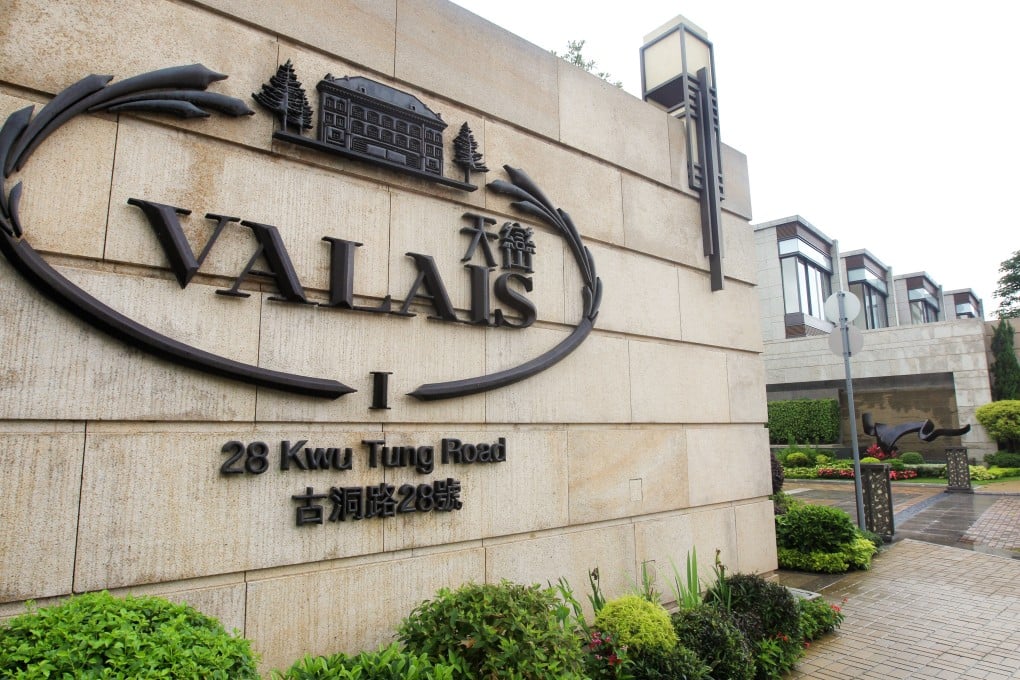 Valais, a deluxe project popular among mainland buyers, had an average price of HK$11,929 per square foot in April, 30 per cent below its peak in 2013, according to Centaline. Photo: Nora Tam
