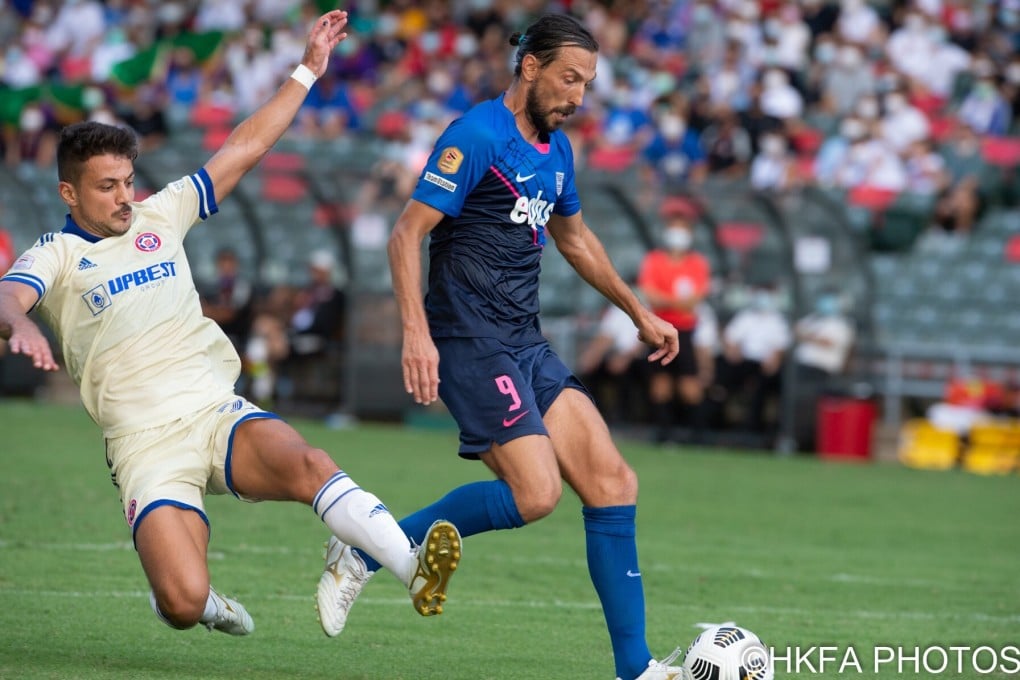 Kitchee’s Dejan Damjanovic bears down on the Eastern goal in the 2020-21 Hong Kong Premier League title decider at Hong Kong Stadium. Photo: HKFA