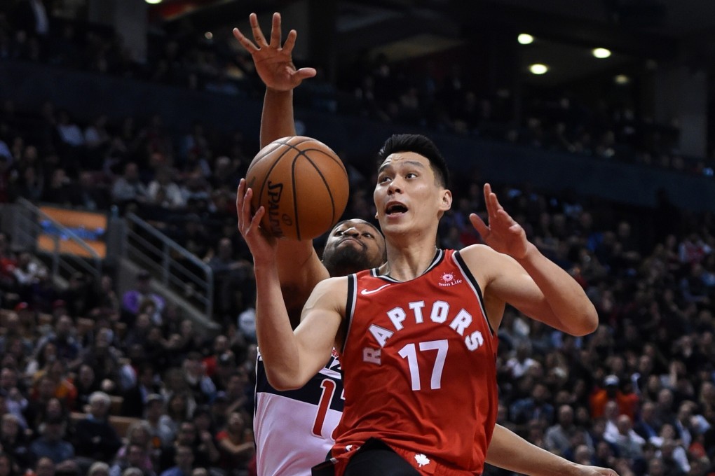 Toronto Raptors guard Jeremy Lin (No 17) shoots for a basket against the Washington Wizards in a 2019 NBA game. Photo: Dan Hamilton-USA Today Sports