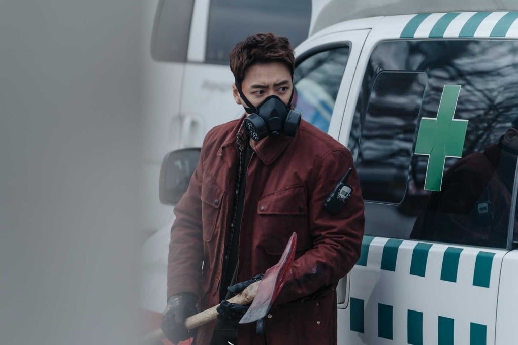 Lee Joon-hyuk in a still from Dark Hole, streaming on Vui.