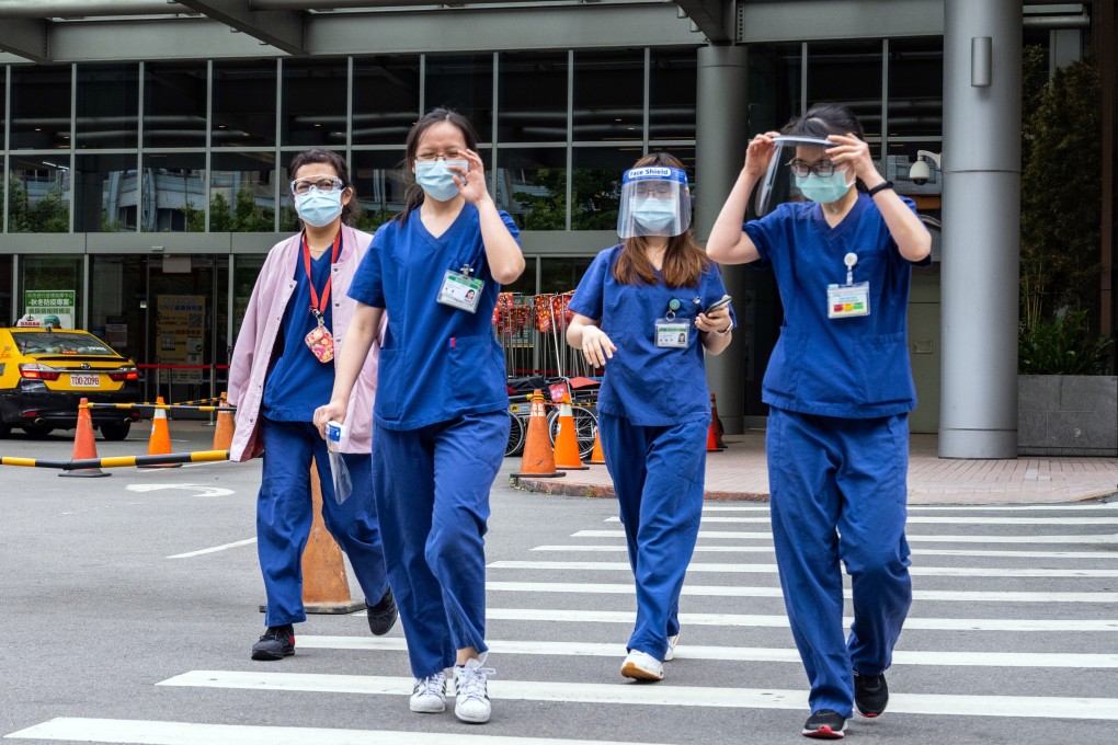 Hospital staff in the Taiwanese cities of Taipei and New Taipei are having difficulty tracing patients who have been tested and told to go home and wait for results, which turned out to be positive. Photo: Bloomberg