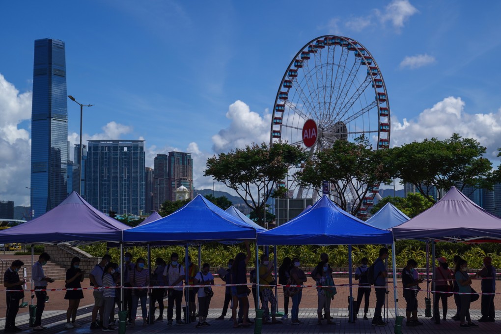 People queue for coronavirus tests at Edinburgh Place in Central on Thursday. Photo: Sam Tsang