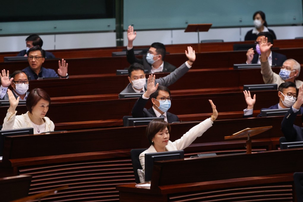 Legislative Council members approve the bill on Thursday revamping the city’s electoral system. Photo: K. Y. Cheng