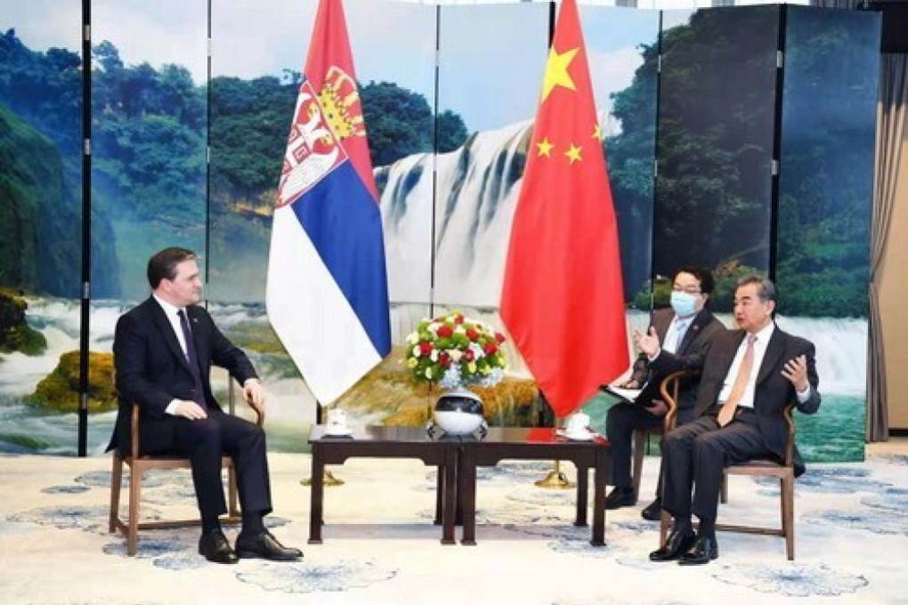 Serbian Foreign Minister Nikola Selakovic (left) and his counterpart Wang Yi hold talks on Saturday. Photo: Chinese Ministry of Foreign Affairs