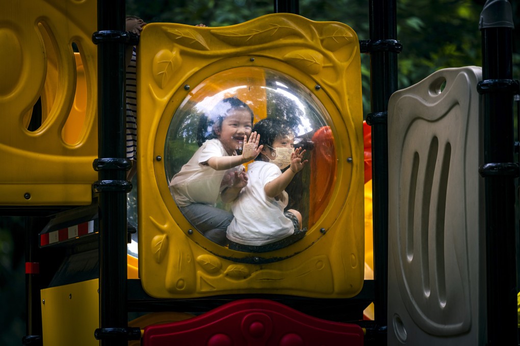Children play in a park in Shanghai on May 31. Photo: EPA-EFE