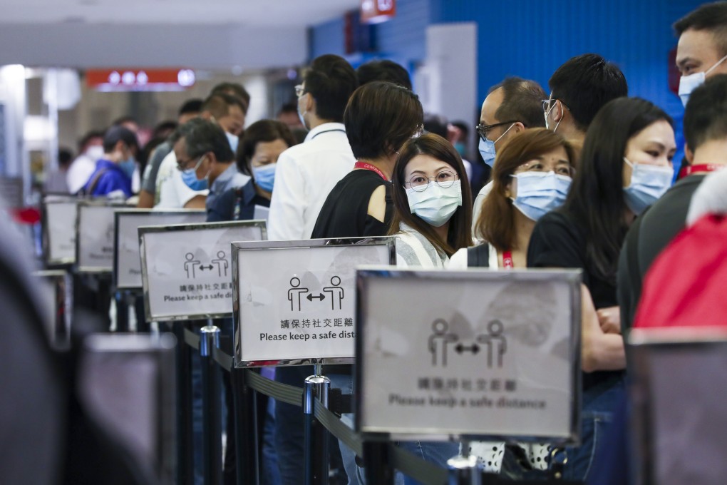 Potential homebuyers line up at sale office in Tsuen Wan, for New World's 396 units at The Pavilia Farm on 22 November 2020. Photo: Jonathan Wong