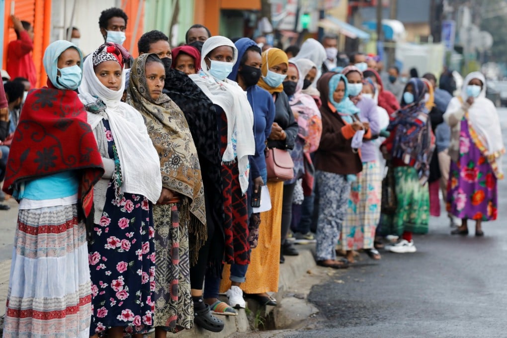 People queue at a polling station to vote during the Ethiopian parliamentary and regional elections, in Addis Ababa, Ethiopia, on Monday. Photo: Reuters