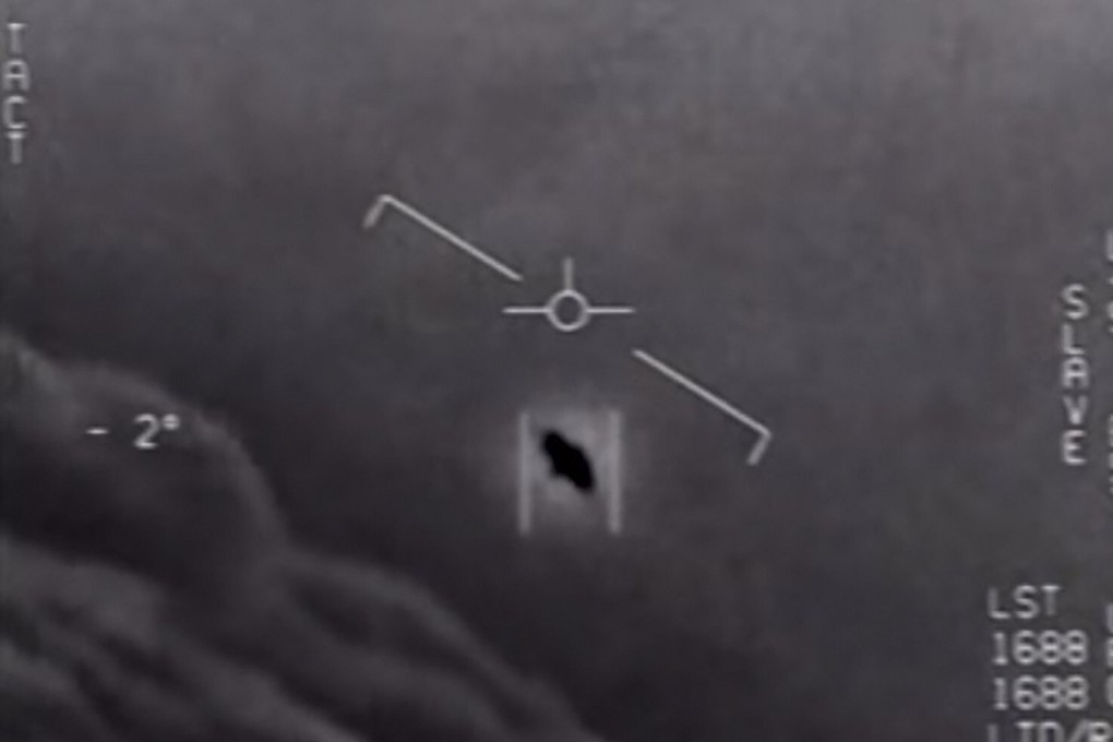 A screen grab from a UFO video released by the Pentagon in 2020. Photo: US Department of Defence