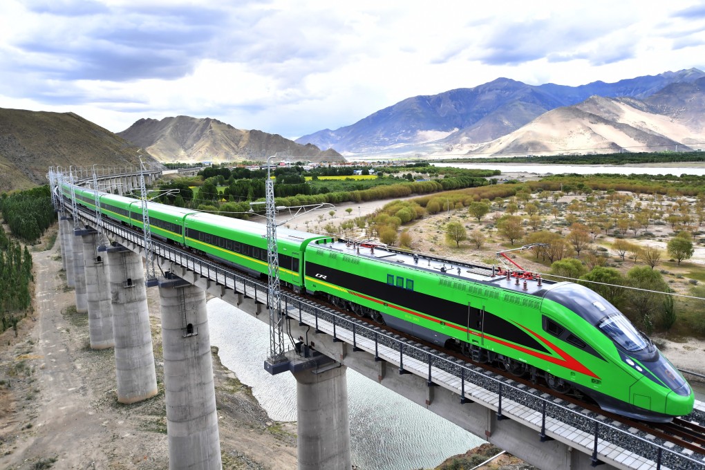 A Fuxing bullet train seen during a test run on the new Tibetan railway line last week. Photo: Xinhua
