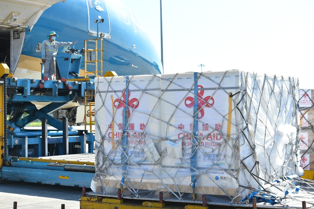 A donation of Chinese vaccines arrives in Hanoi on Sunday. Photo: Xinhua