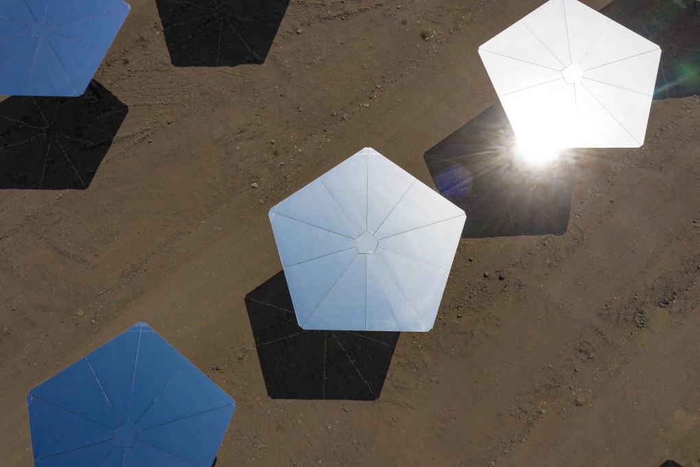 Heliostats are seen at a 50-megawatt solar thermal power plant in the Xinjiang Uygur autonomous region. Photo: Getty Images