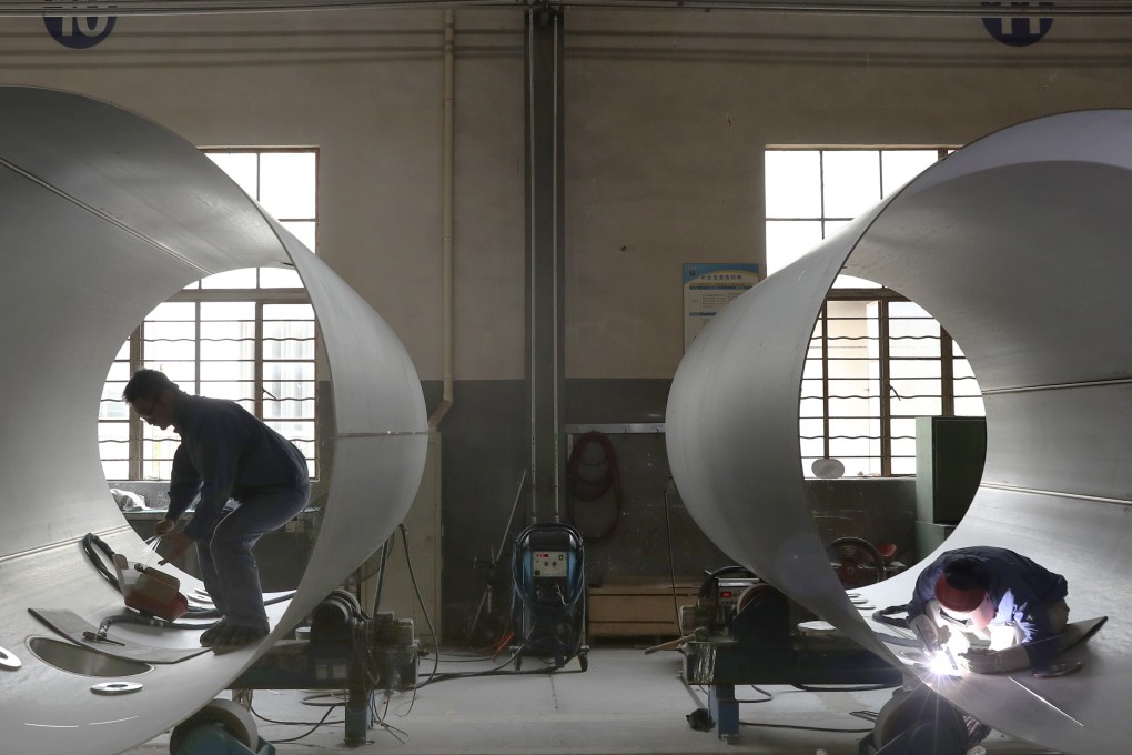 The Caixin/Markit Manufacturing Purchasing Managers’ Index (PMI) fell to 51.3 last month from May’s 52. Photo: AP