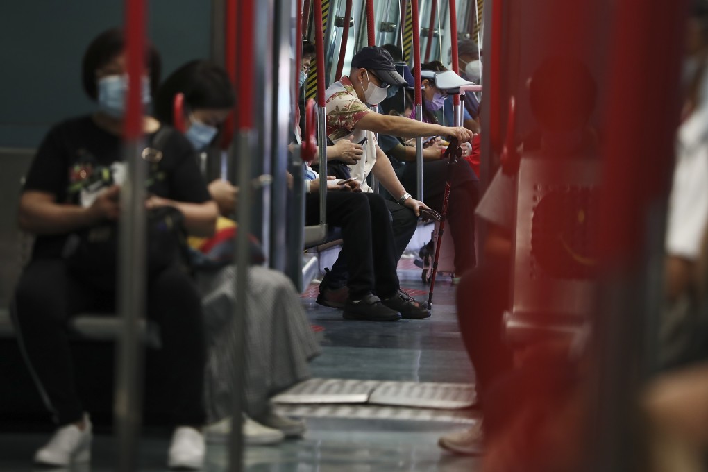 A transport subsidy scheme for elderly Hongkongers will be extended to include residents aged 60 and over. Photo: Jonathan Wong