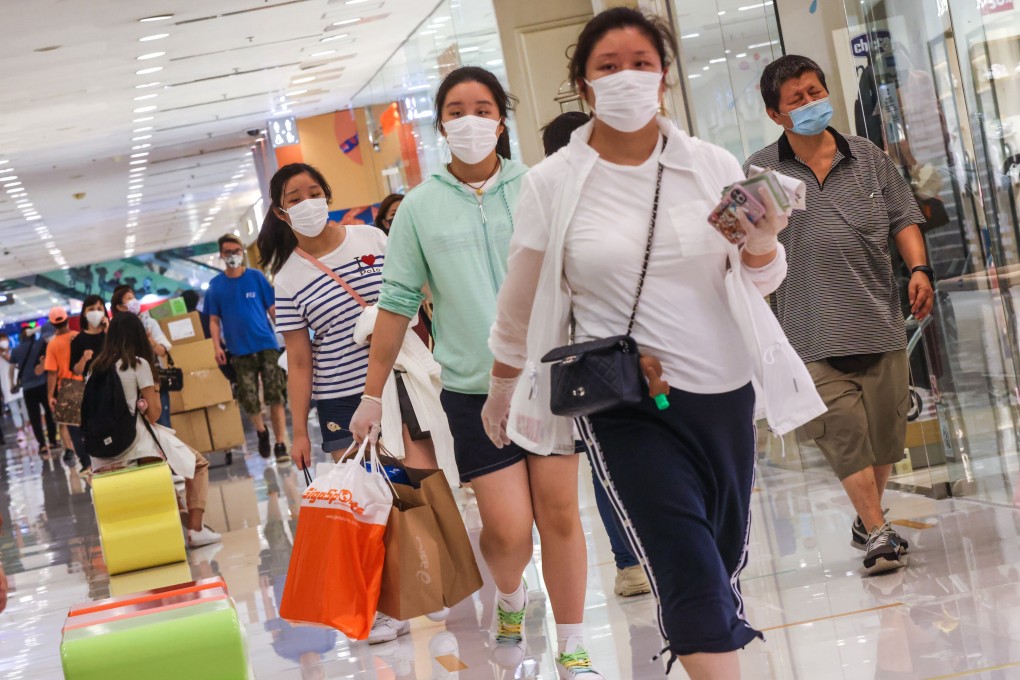 Hong Kong’s improving retail sales are boosting deals for shopping units. Photo: K. Y. Cheng