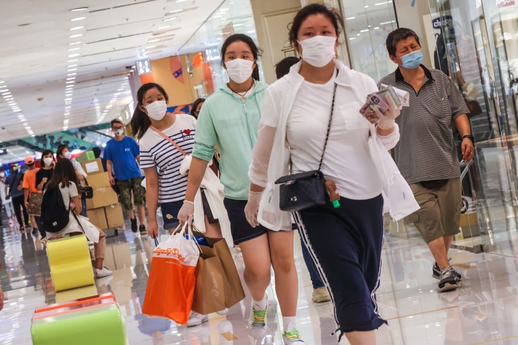 Hong Kong’s improving retail sales are boosting deals for shopping units. Photo: K. Y. Cheng