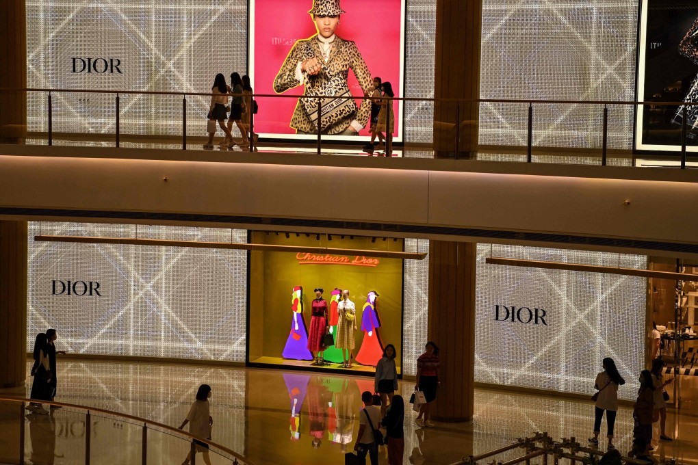 Caixin/Markit services purchasing managers’ index (PMI) fell to 50.3 in June, the lowest since April 2020 and down significantly from 55.1 in May. Photo: AFP