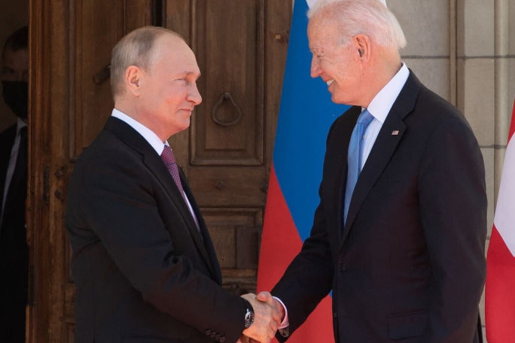 US President Joe Biden (right) and Russian President Vladimir Putin meet in Geneva on June 16. Photo: TNS