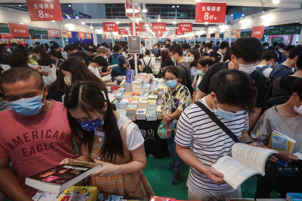 Attendees gather at the annual Hong Kong Book Fair on Saturday. Photo: Xiaomei Chen