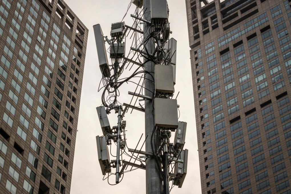 A 5G cellphone tower is seen on a street in Beijing on April 7, 2020. Huawei and ZTE won the right to build the vast majority of new 5G towers for China Mobile and China Broadcasting Network, 400,000 of which will be built this year. Photo: AFP
