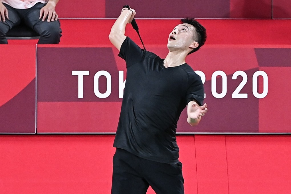 Hong Kong’s Angus Ng Ka-long hits an overhead shot against Mexico’s Lino Munoz in their first-round clash in Tokyo. Photo: Xinhua