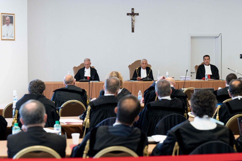 Professor Venerando Marano (left), Chief Judge Giuseppe Pignatone (centre) and Carlo Bonzano during the trial for alleged financial wrongdoing of Cardinal Angelo Becciu and nine others in the Vatican on Tuesday. Photo: AFP