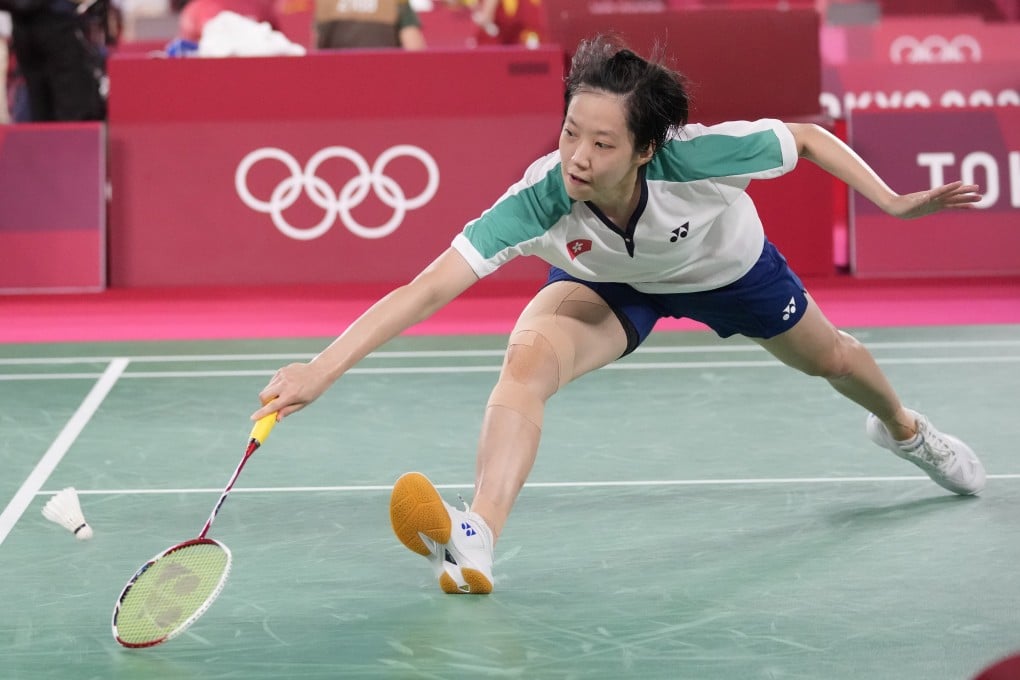 Hong Kong's Cheung Ngan-yi takes on PV Sindhu in their women’s singles badminton match at the Tokyo Olympics. Photo: AP Photo