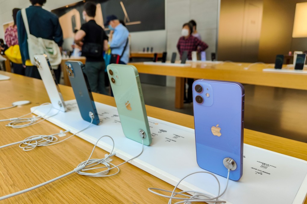 A purple version of the iPhone 12/12 Mini is seen on sale at an Apple store in Shanghai, China, April 30, 2021. Photo: Costfoto/Barcroft Media via Getty Images