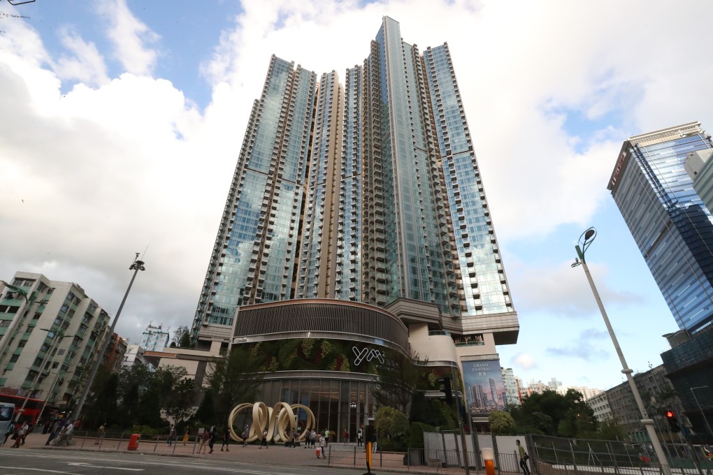 Another flat at Sino Land's Grand Central building in Kwun Tong is being offered as a vaccination incentive. Photo: Edmond So