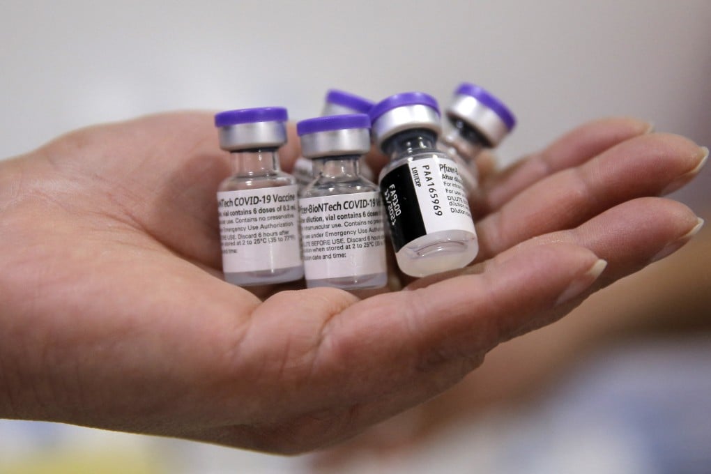 A third dose of the Pfizer Covid-19 vaccine will be offered to Israeli citizens over age 60 from Sunday. Photo: AFP