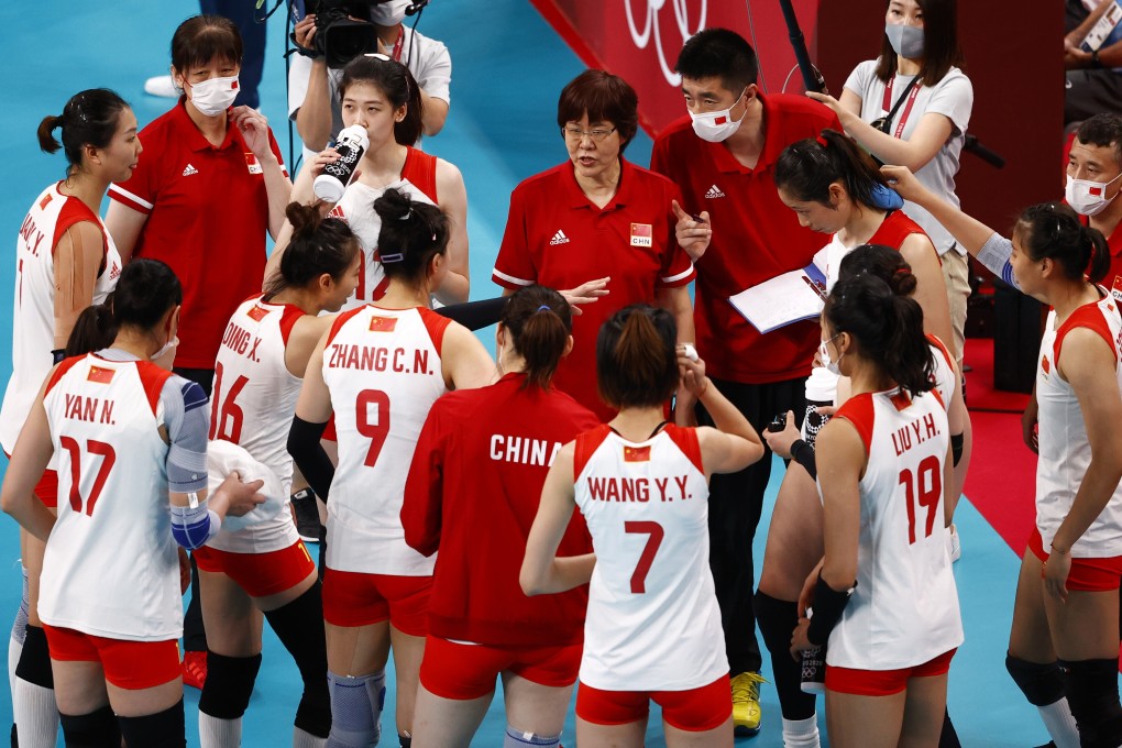 China coach Lang Ping speaks to the team during their pool B game against the Russian Olympic Committee at the Ariake Arena. Photo: Reuters