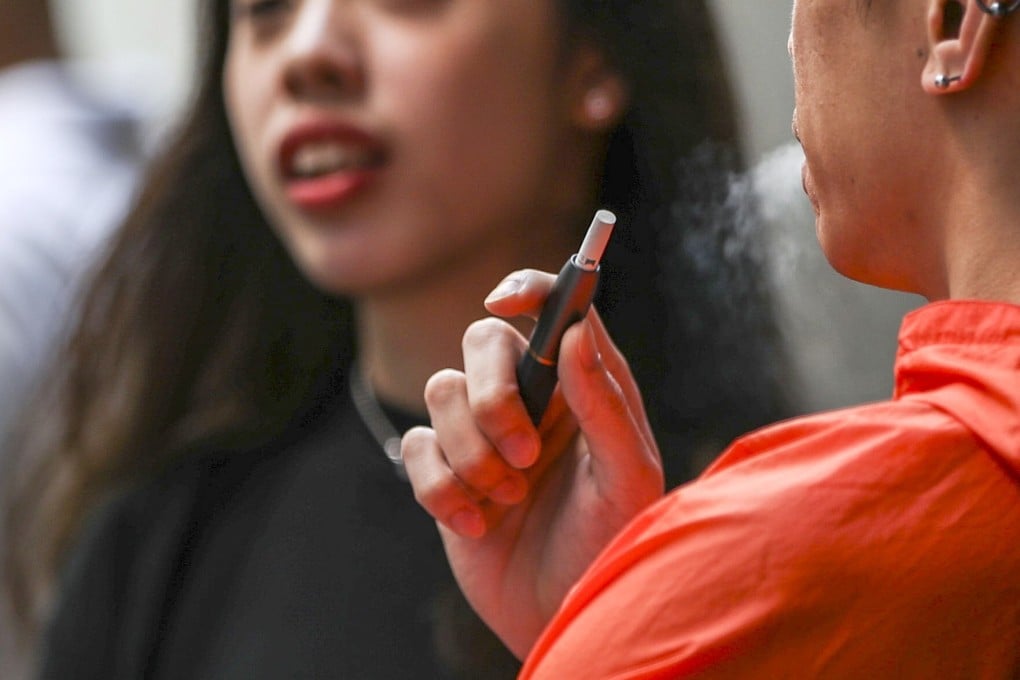 A 10-strong group of school principals are calling for the broadening of a proposed ban on e-cigarettes. Photo: Edward Wong