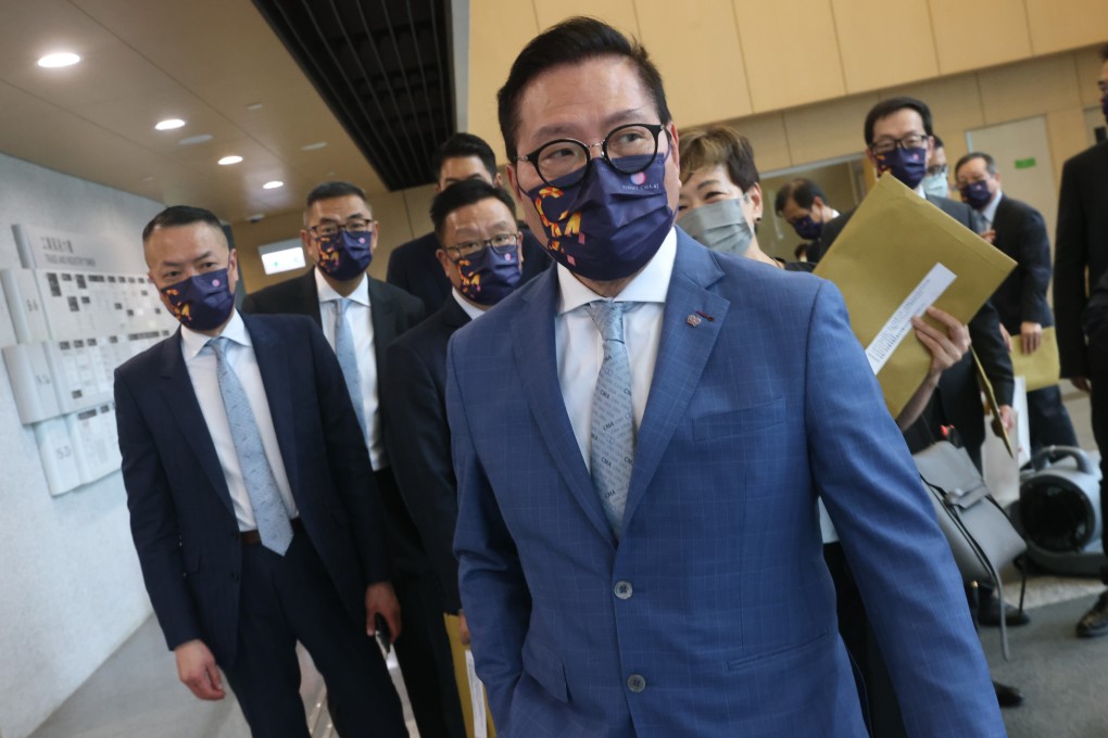 Chairman Allan Shi Lop-tak and Chan Wing-kee, Honorary Chairman of The Chinese Manufacturers’ Association of Hong Kong submit their applications for seats on the Election Committee on August 10. Photo: K.Y. Cheng
