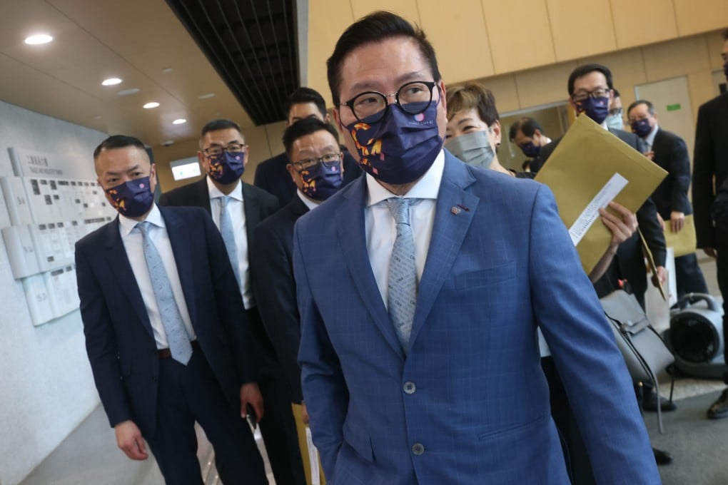 Chairman Allan Shi Lop-tak and Chan Wing-kee, Honorary Chairman of The Chinese Manufacturers’ Association of Hong Kong submit their applications for seats on the Election Committee on August 10. Photo: K.Y. Cheng