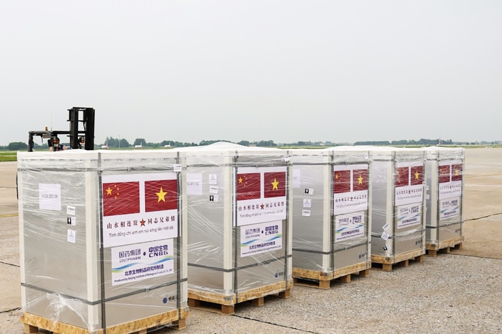 The Chinese military has delivered 200,000 doses of Covid-19 vaccines to Vietnam. Photo: Handout
