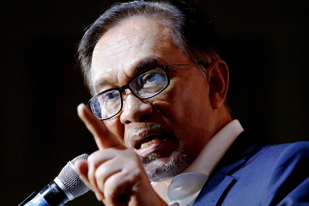 Anwar Ibrahim leads Malaysia’s largest parliamentary bloc, Pakatan Harapan, with 41 per cent of seats. Photo: AP