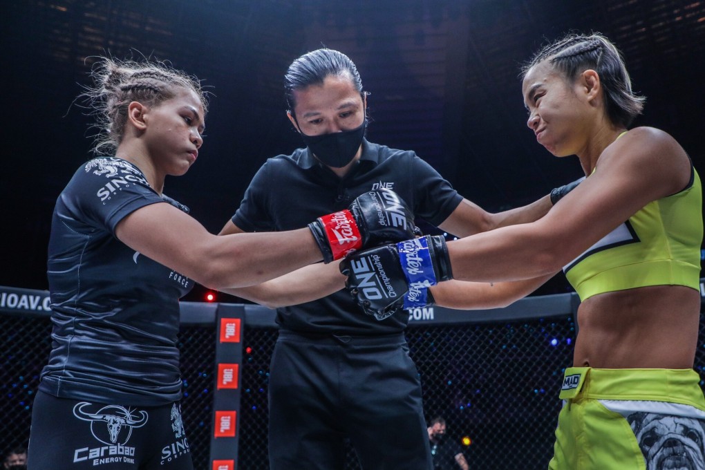 Denice Zamboanga (left) and Ham Seo-hee touch gloves ahead of their atomweight grand prix quarter-final. Photos: ONE Championship