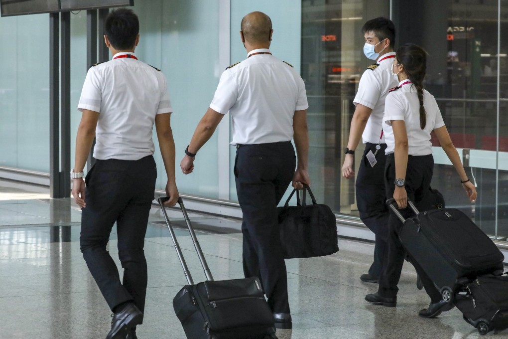 Cathay Pacific has confirmed it is closing its pilots base in London. Photo: K. Y. Cheng