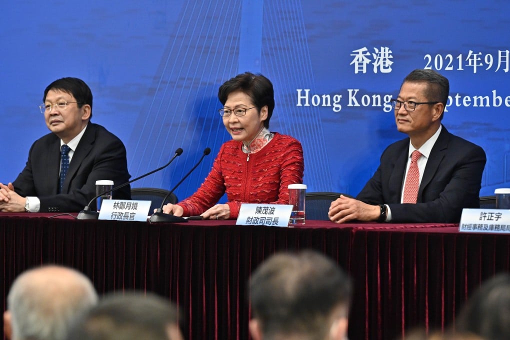 Chief Executive Carrie Lam Cheng Yuet-ngor (centre) speaks at the launch ceremony of the Wealth Management Connect on Friday. Photo: Handout