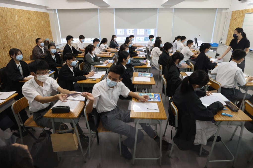Form Six students of Delia Memorial School (Hip Wo) in Kwun Tong are allowed to return to campus for full-day in-person classes. Photo: Nora Tam
