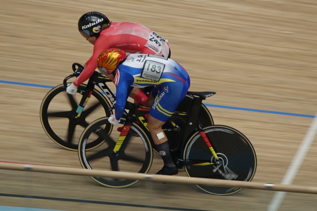 Women sprint final between Sarah Lee of Hong Kong (in red) and Zhong Tianshi of Shanghai. Photo: Cycling Association