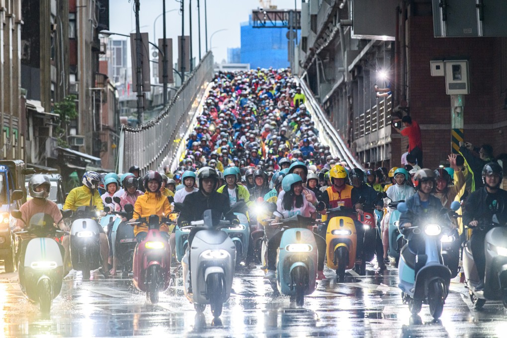 A flash mob of electric scooters in Taipei sponsored by Gogoro. Photo: Handout