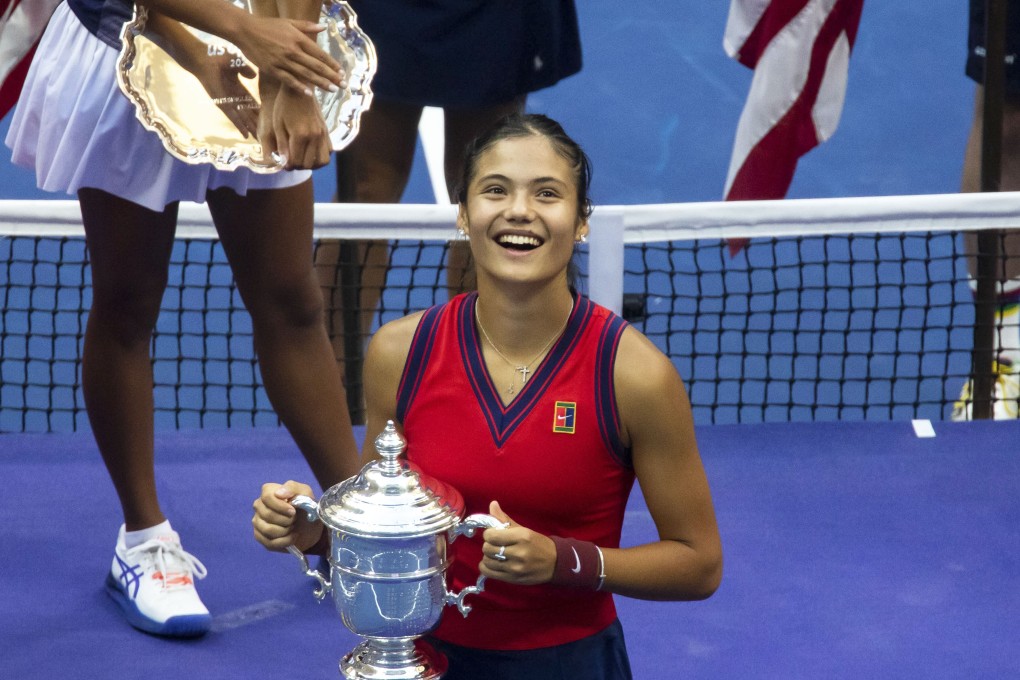 Emma Raducanu celebrates after her 2021 US Open women's singles final win over Leylah Fernandez. Photo: Xinhua