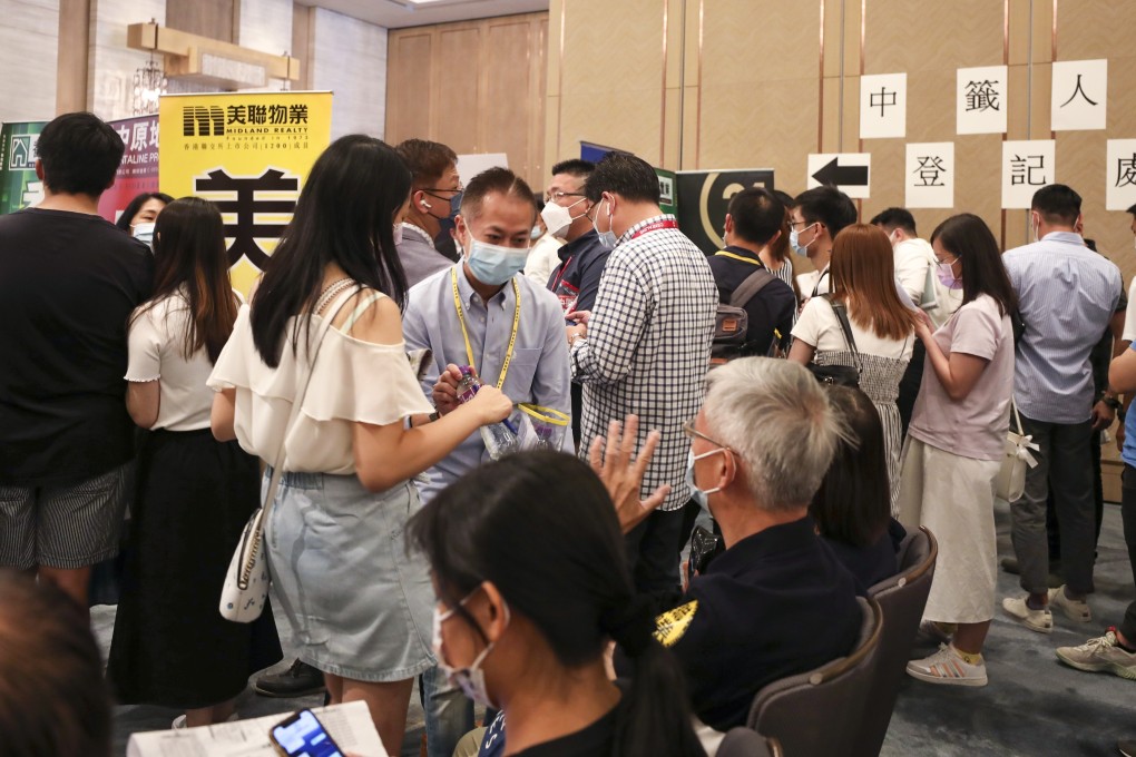 Home buyers piled in to snap up Kwai Hung Group’s Mangrove flats in Hung Hom at the developer’s sales office at the Kerry Hotel on 18 September 2021. Photo: Xiaomei Chen