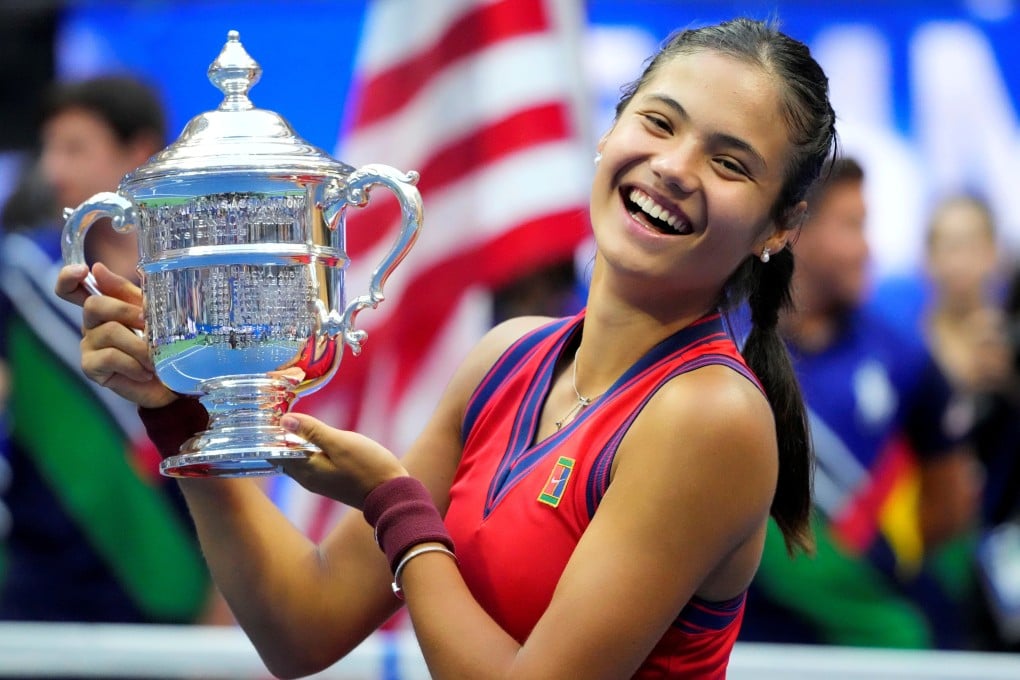 Emma Raducanu of Great Britain celebrates with the US Open trophy after beating Leylah Fernandez in the 2021 final. Photo: Robert Deutsch-USA Today Sports